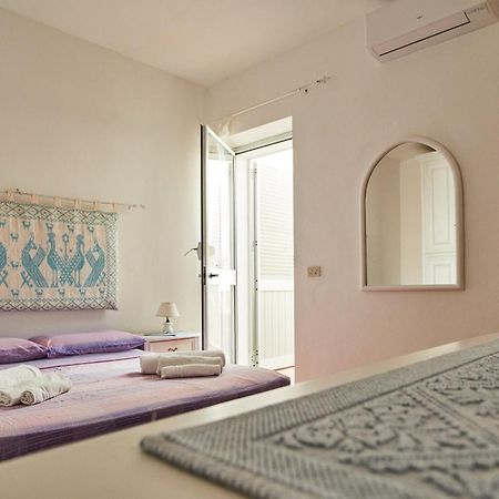 דירות סנטה טרזה גאיורה House Giua La Punzesa מראה חיצוני תמונה